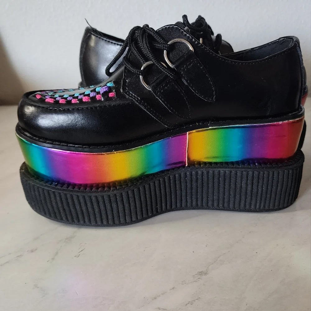 T.U.K. Rare Tuk Black Leather Triple Rainbow Sole Viva Creepers Mondo Size 6